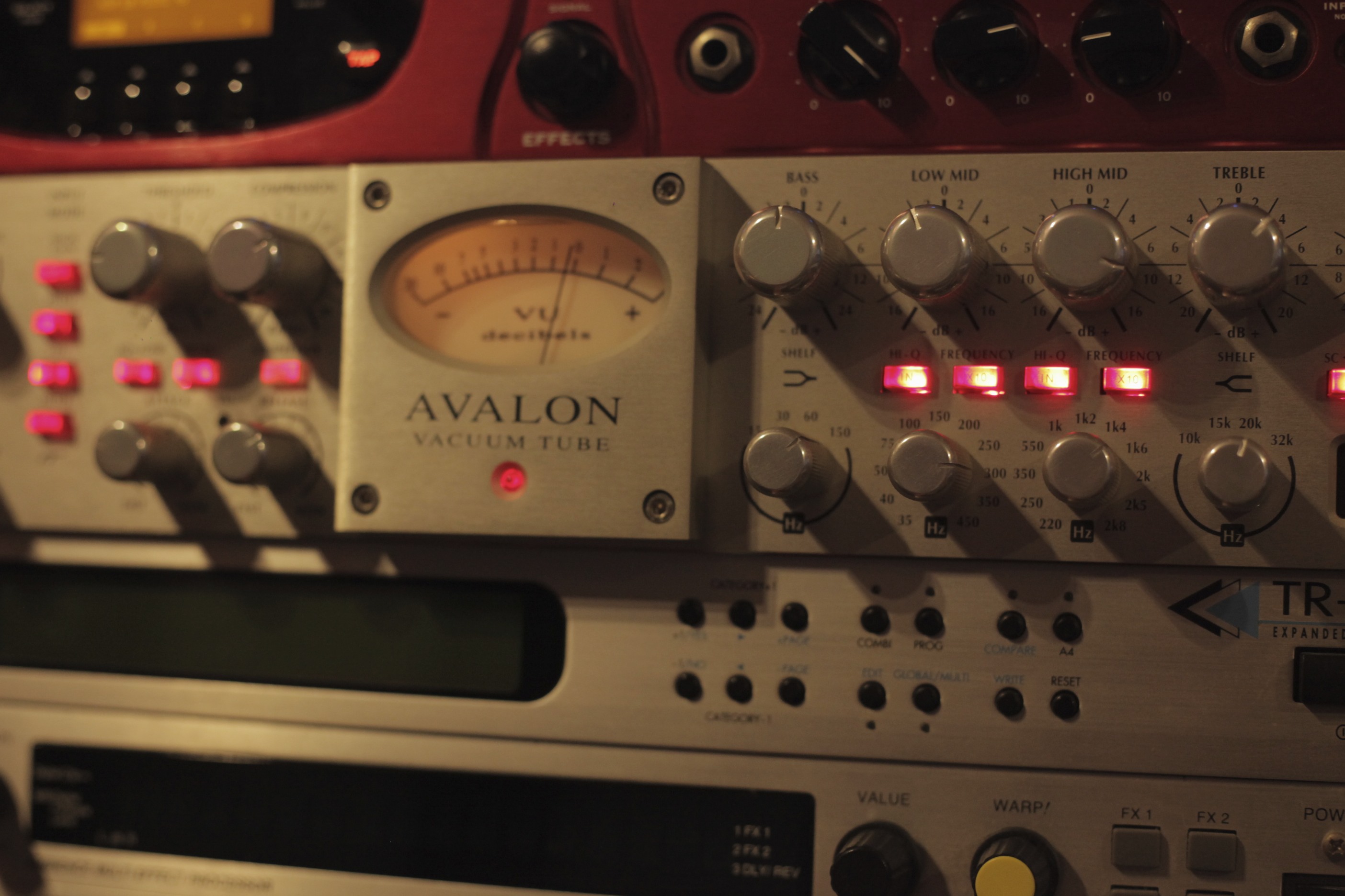 Avalon VT737SP Class A Valve Channel Strip